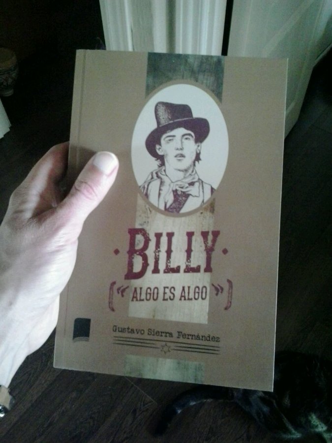 Ejemplar de Billy ("algo es algo")